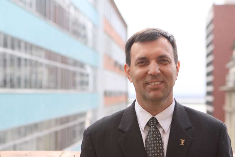 Luft destaca a necessidade de qualificação dos serviços prestados