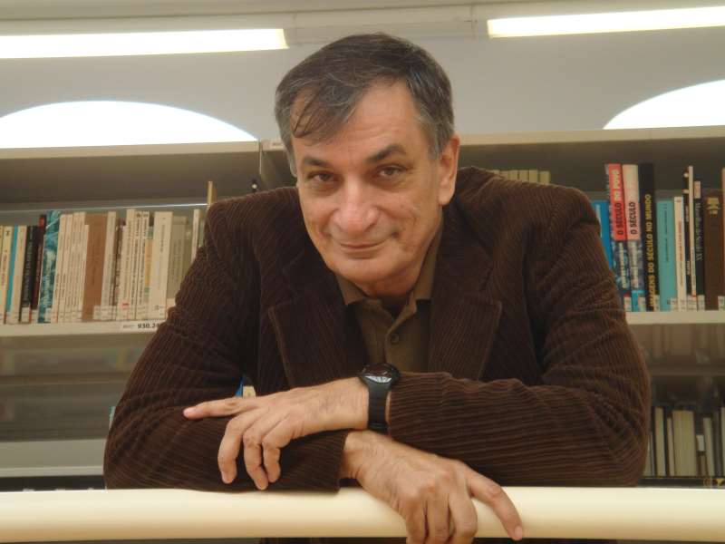 Decisão de Antonio Cícero reabriu o debate sobre a eutanásia, o suicídio assistido e a dignidade da morte