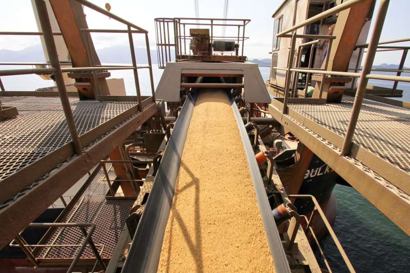 Soja é o principal produto que puxou as exportações ao nível recorde 