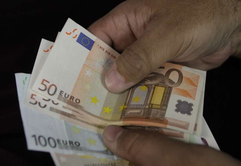 Índice pan-europeu Stoxx 600 fechou o pregão em queda de 1,40%, a 366,08 pontos