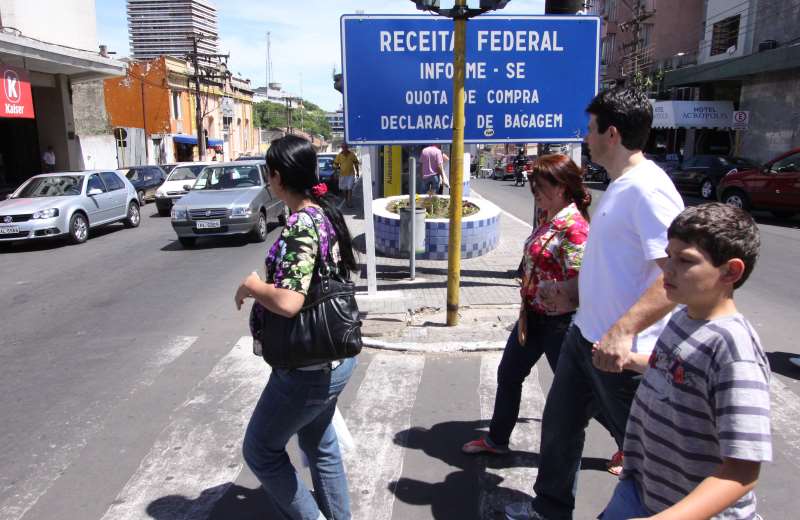 Nova regra reduz plantões de analistas da Receita em postos de fronteira de cidades como Livramento