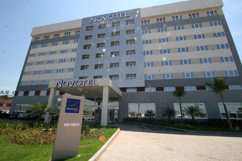 A Accor é dona da rede Novotel e vai buscar localidades a partir de 50 mil habitantes