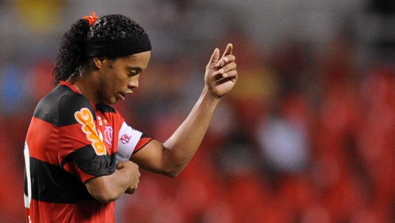 Ronaldinho atuou pelo clube carioca de 2011 a 2012