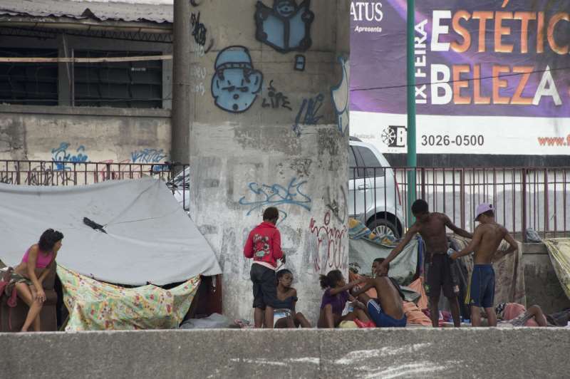 Documento indica que internação involuntária deverá ocorrer no prazo de tempo necessário à desintoxicação do paciente