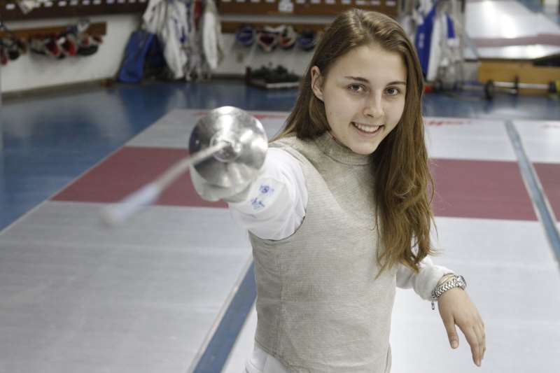 Gabriela Cecchini, da esgrima do Uni&atilde;o