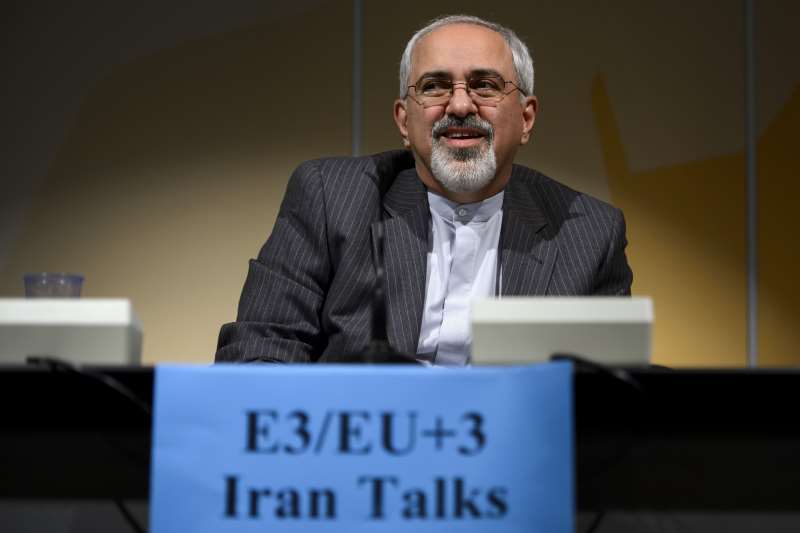 Zarif disse que a iniciativa de enriquecer urânio é "totalmente reversível"