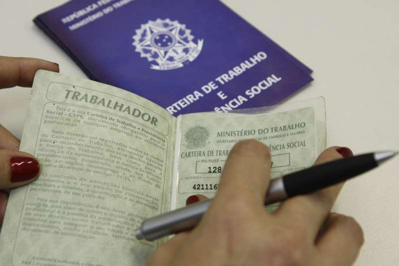 Mercado de trabalho volta a registrar saldo positivo após fechamento de 661 empregos em junho