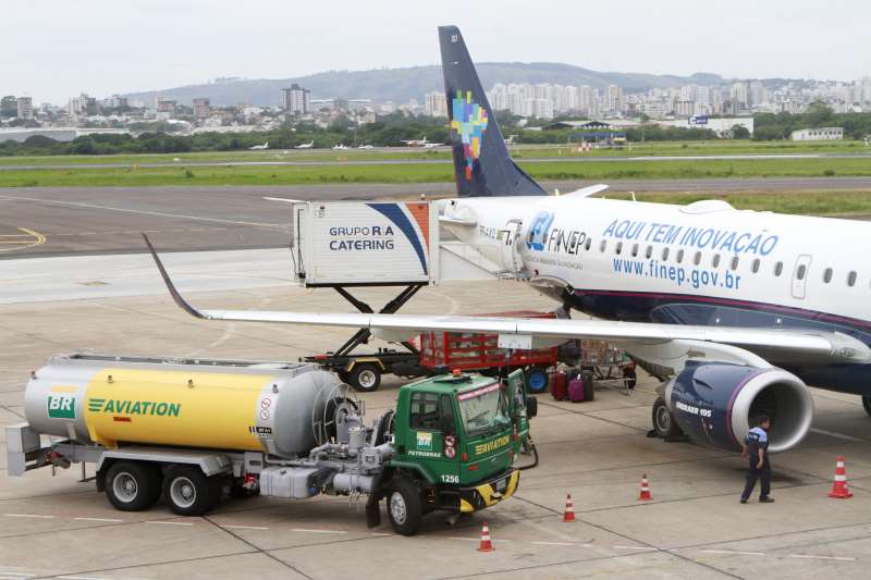 Governo deve anunciar um conjunto de medidas para tentar conter os efeitos da alta do combustível