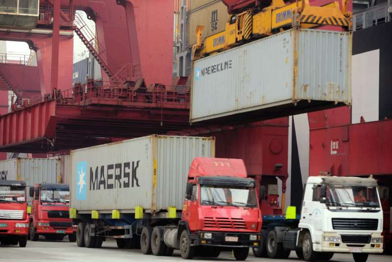 China diz que tarifas impostas têm como objetivo defender seus interesses