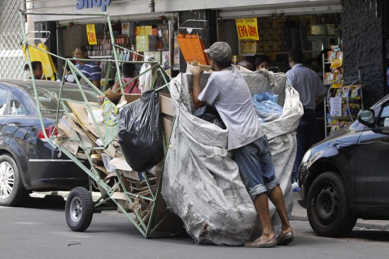 Catadores esperam que vereadores se sensibilizem com os seus trabalhos