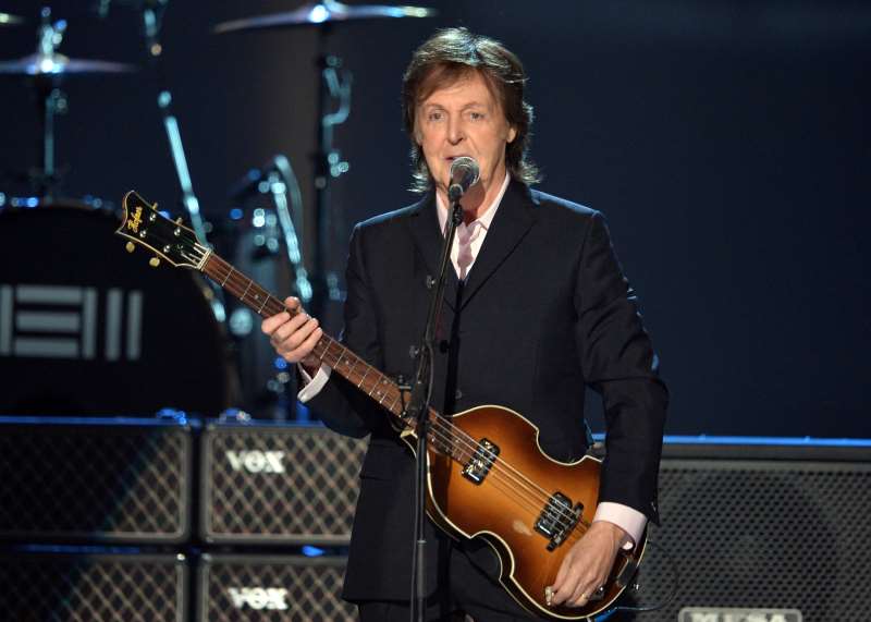 LOS ANGELES, CA - JANUARY 27: RECORDING ARTIST PAUL MCCARTNEY PERFORMS ONSTAGE DURING 