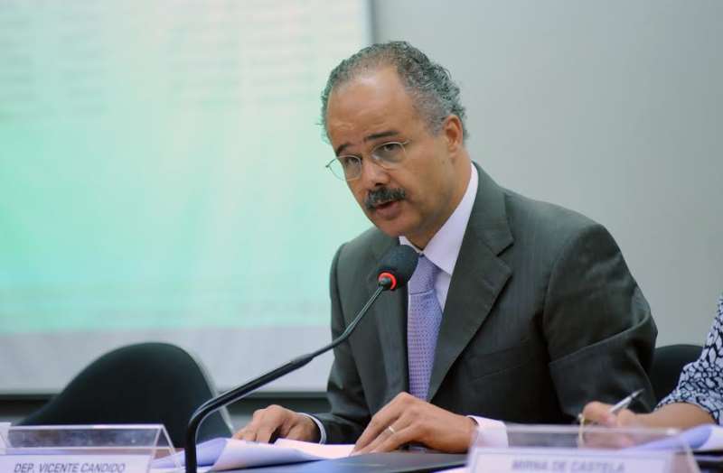 O deputado havia incluído a proposta em seu relatório, apresentado nesta terça