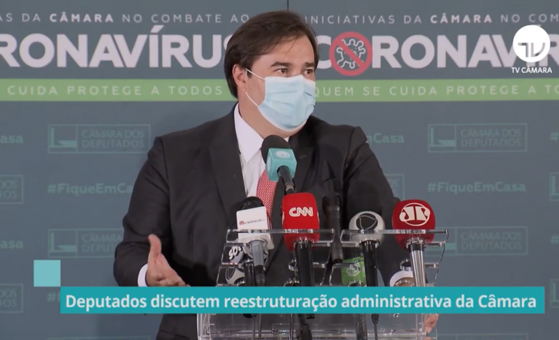 Rodrigo Maia (DEM-RJ) tem repetido a deputados aliados que, mesmo que STF autorize sua reeleição, não pretende disputá-la