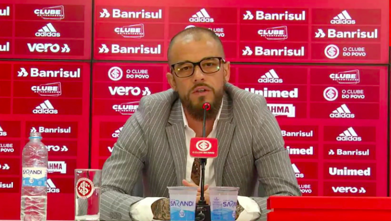 Andrés D'Alessandro firmou contrato de apenas quatro meses; argentino havia se despedido do Colorado em dezembro de 2020