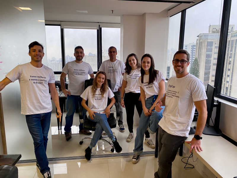 Equipe da DigCap: empresa já atendeu 310 casos, somando R$ 5 milhões
