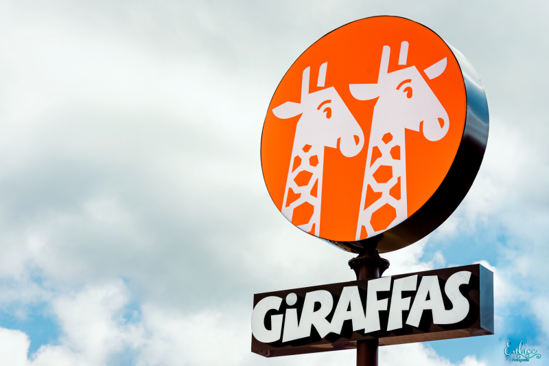 {'nm_midia_inter_thumb1':'https://www.jornaldocomercio.com/_midias/png/2022/06/26/206x137/1_mastro_giraffas-9670091.png', 'id_midia_tipo':'2', 'id_tetag_galer':'', 'id_midia':'62b8c978f1722', 'cd_midia':9670091, 'ds_midia_link': 'https://www.jornaldocomercio.com/_midias/png/2022/06/26/mastro_giraffas-9670091.png', 'ds_midia': 'Letreiro do Giraffas', 'ds_midia_credi': 'Giraffas/Divulgação/JC', 'ds_midia_titlo': 'Letreiro do Giraffas', 'cd_tetag': '1', 'cd_midia_w': '800', 'cd_midia_h': '533', 'align': 'Left'}