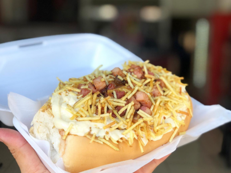 Foto de Hot Dog - cachorro quente brasil, combo com batatas do