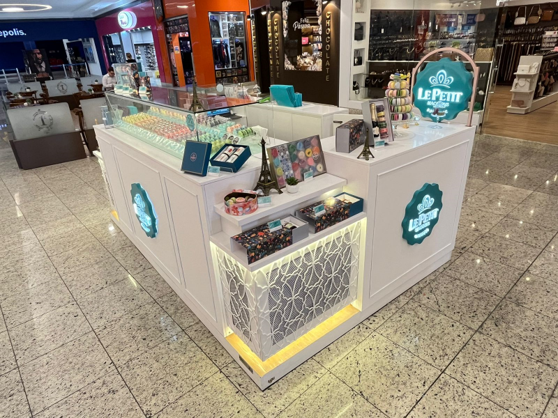 Unidade da franquia Le Petit Macaron aberta no Shopping Praça Nova, em Santa Maria