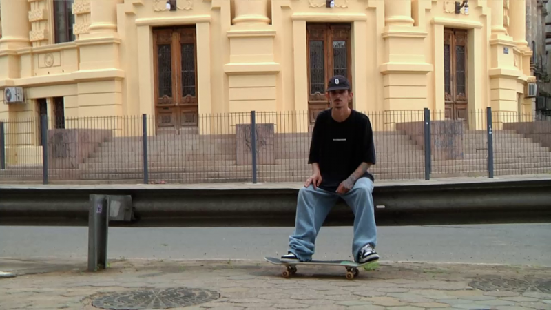 Primeira edição do projeto Cine Skate traz obras como 'A Orla é Aqui' e acontece nesta quinta-feira (27)