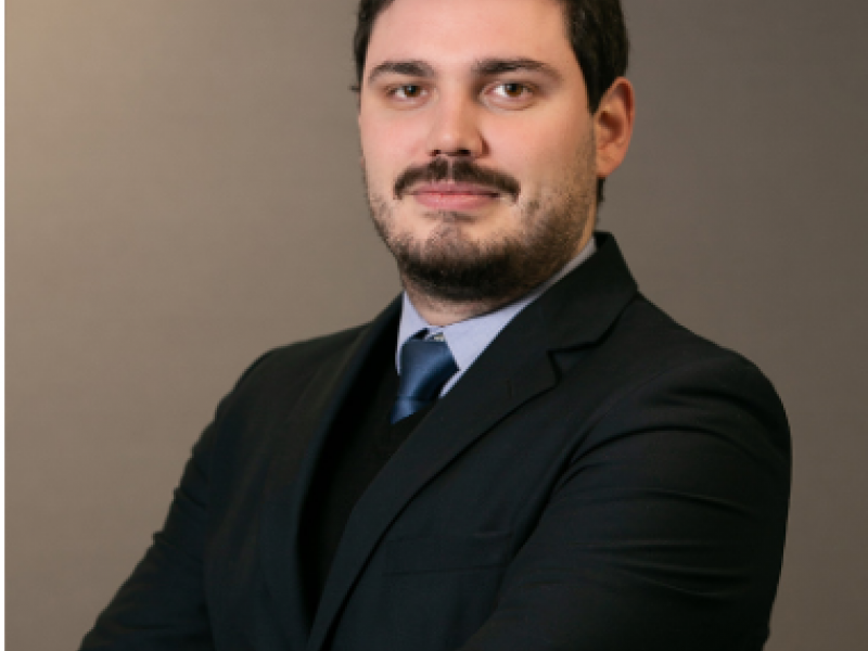 Lúcio Antunes diz que MPs servem para assuntos urgentes