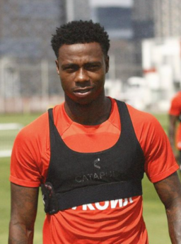 Atacante holandês é condenado a prisão por traficar 1 tonelada de cocaína saindo do Brasil