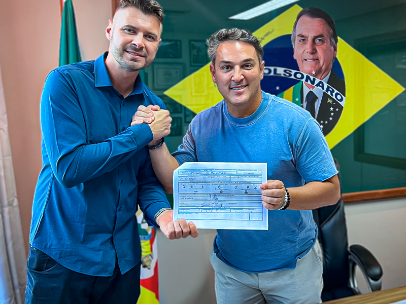 Com a chegada de Sangalli, o PL ganha uma terceira cadeira na Câmara Municipal