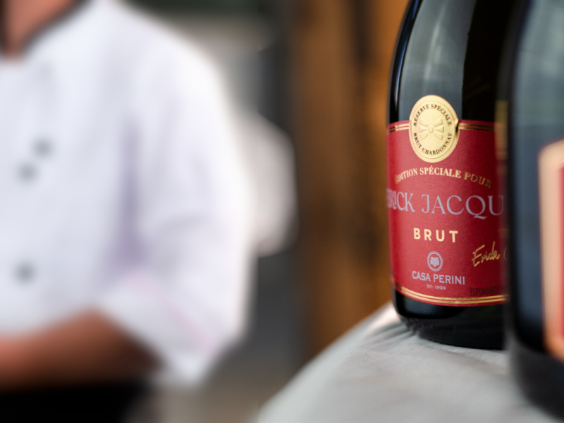 Casa Perini lan&ccedil;a espumante em parceria com o chef &Eacute;rick Jacquin Foto: CASA PERINI/DIVULGA&Ccedil;&Atilde;O/JC