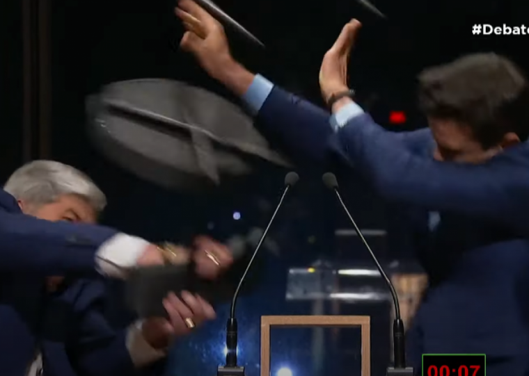 Datena agrediu Marçal com uma cadeira após ser chamado de "arregão"