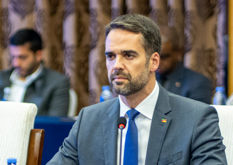 Eduardo Leite afirma que o fato é inadmissível