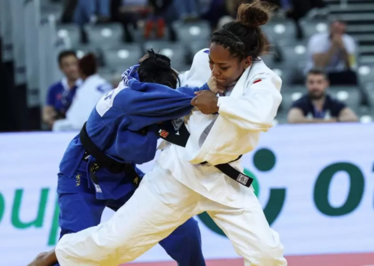  Nauana Silva (até 63 kg) superou a campeã mundial e medalhista olímpica, a canadense Jessica Klimkait, mas foi derrotada nas oitavas de final