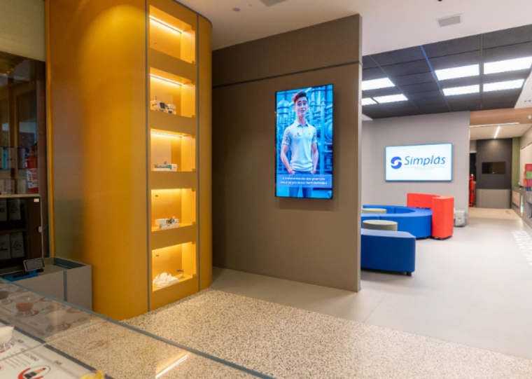 Projeto busca conscientizar o público sobre as etapas de reciclagem, transformação e valorização do plástico