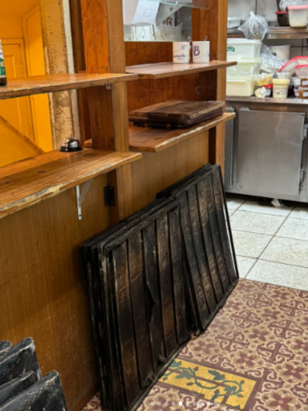 Vigilância interdita cautelarmente padaria após denúncia ao serviço 156  | Secretária Municipal de Saúde/Instagram/Reprodução/JC