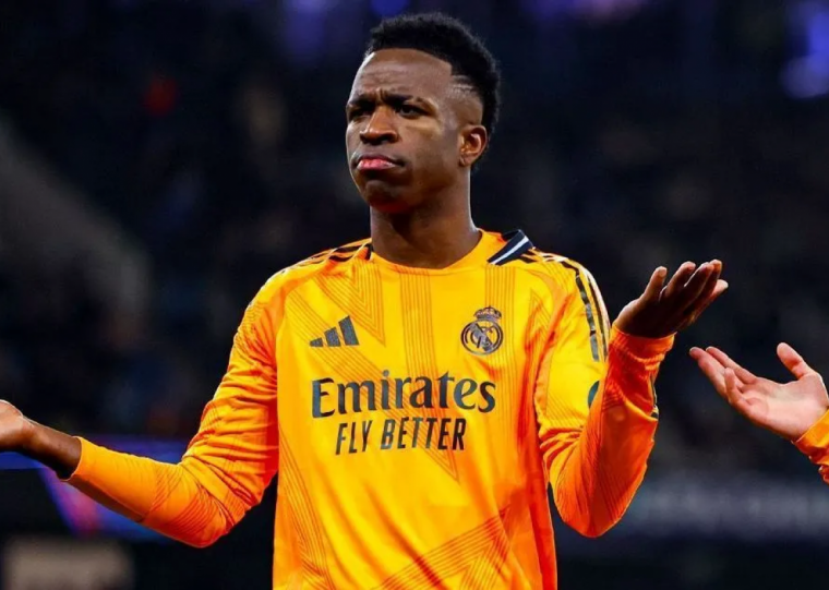 mídia espanhola já noticiou que Vini Jr. perdeu o status de "intocável" com a chegada de Xabi