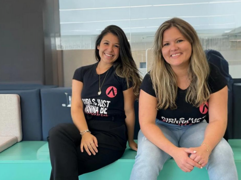 Aline Busch e Marceli Brandenburg s&atilde;o confundadoreas e diretoras do Ladies in Tech<br />Foto: Ladies in Tech/Divulga&ccedil;&atilde;o/JC