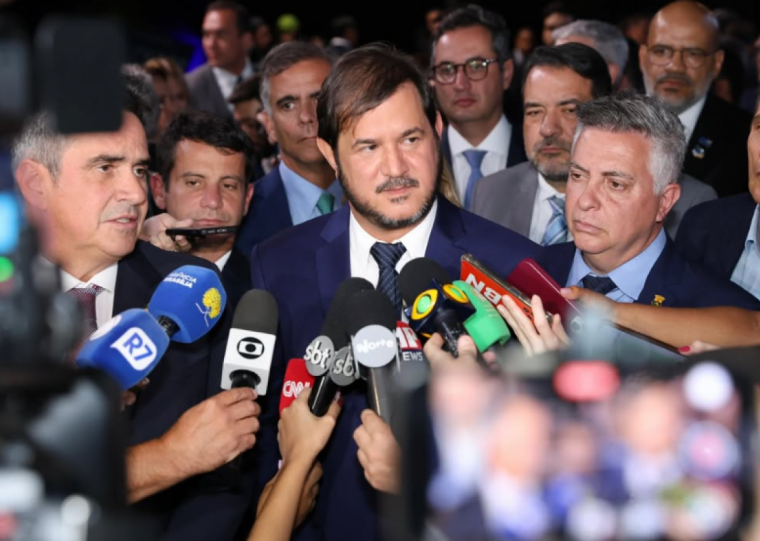 "A posição que estamos adotando reflete a nossa maturidade política", afirmou o presidente do União Brasil, Antonio de Rueda