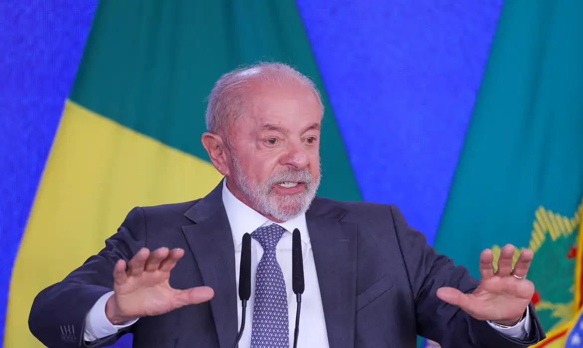 A proposta de Lula é que também sejam abertos os sigilos de pessoas jurídicas das quais os candidatos sejam sócios ou administradores